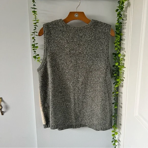 Northern Reflections Green and Cream Patchwork Zip Sweater Vest - Picture 7 of 7